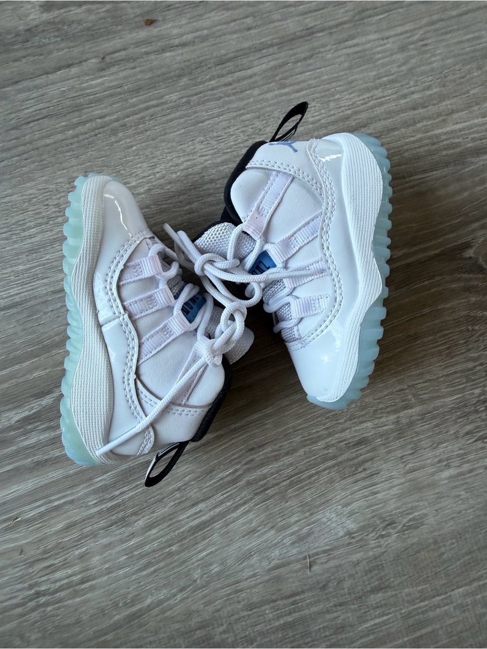 Jordan 11 Toddlers’ “Legend Blue”